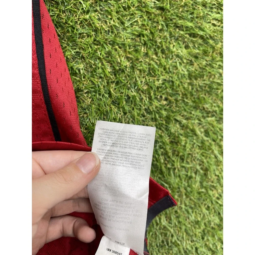 Nike shop confidence